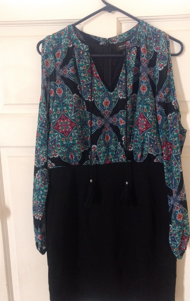Nicole dress